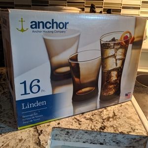 Vintage Mocha Lindin Drinking Glass